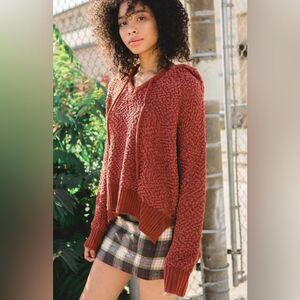 POL rust color popcorn knit oversized sweater size medium